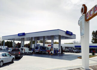 Hackearon el sistema y no pueden subir el precio de la nafta